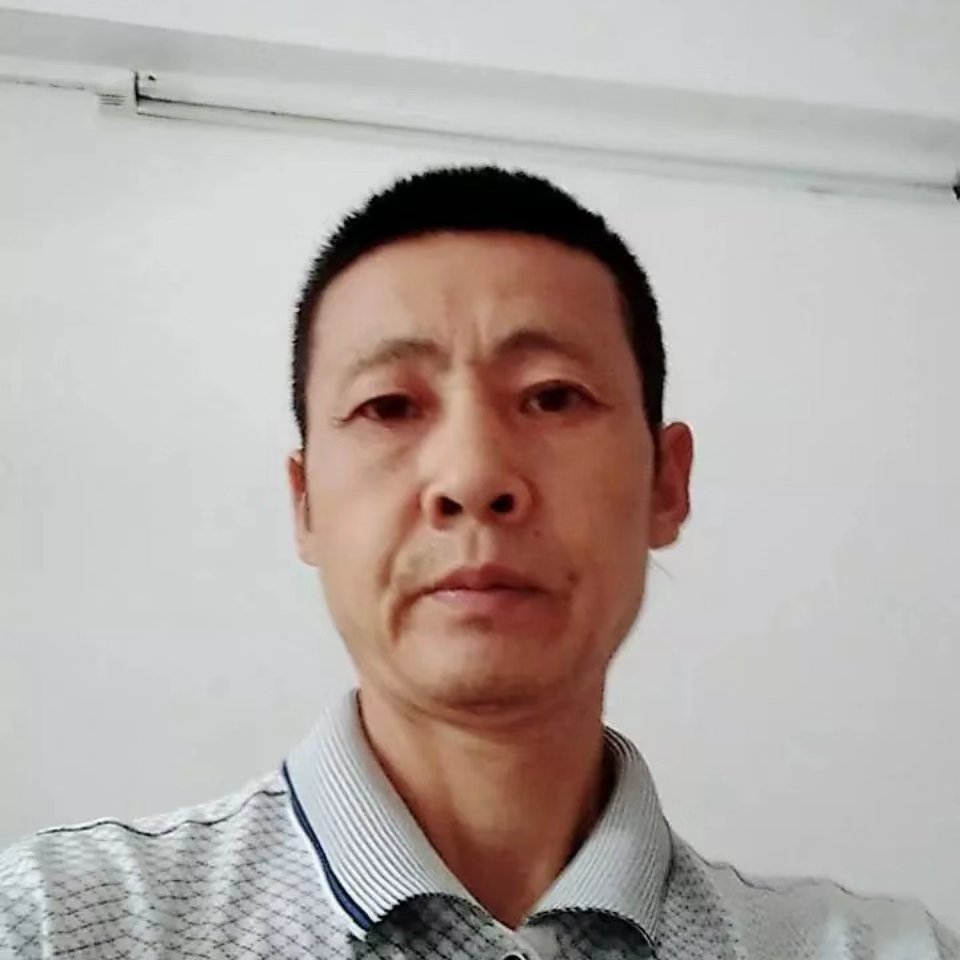 长情方衬衫的照片