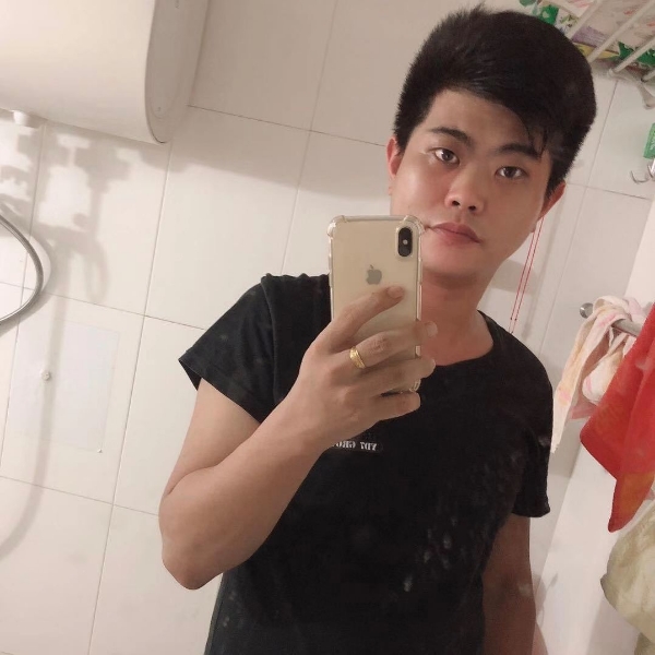 冷月蹁跹错落的照片