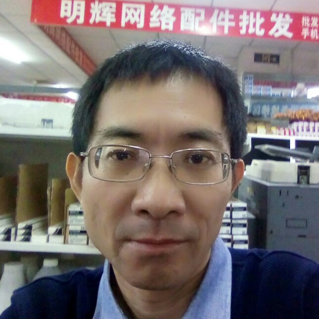 雷寓斐的照片