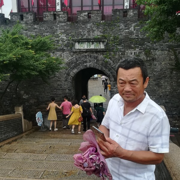 文静方情动的照片