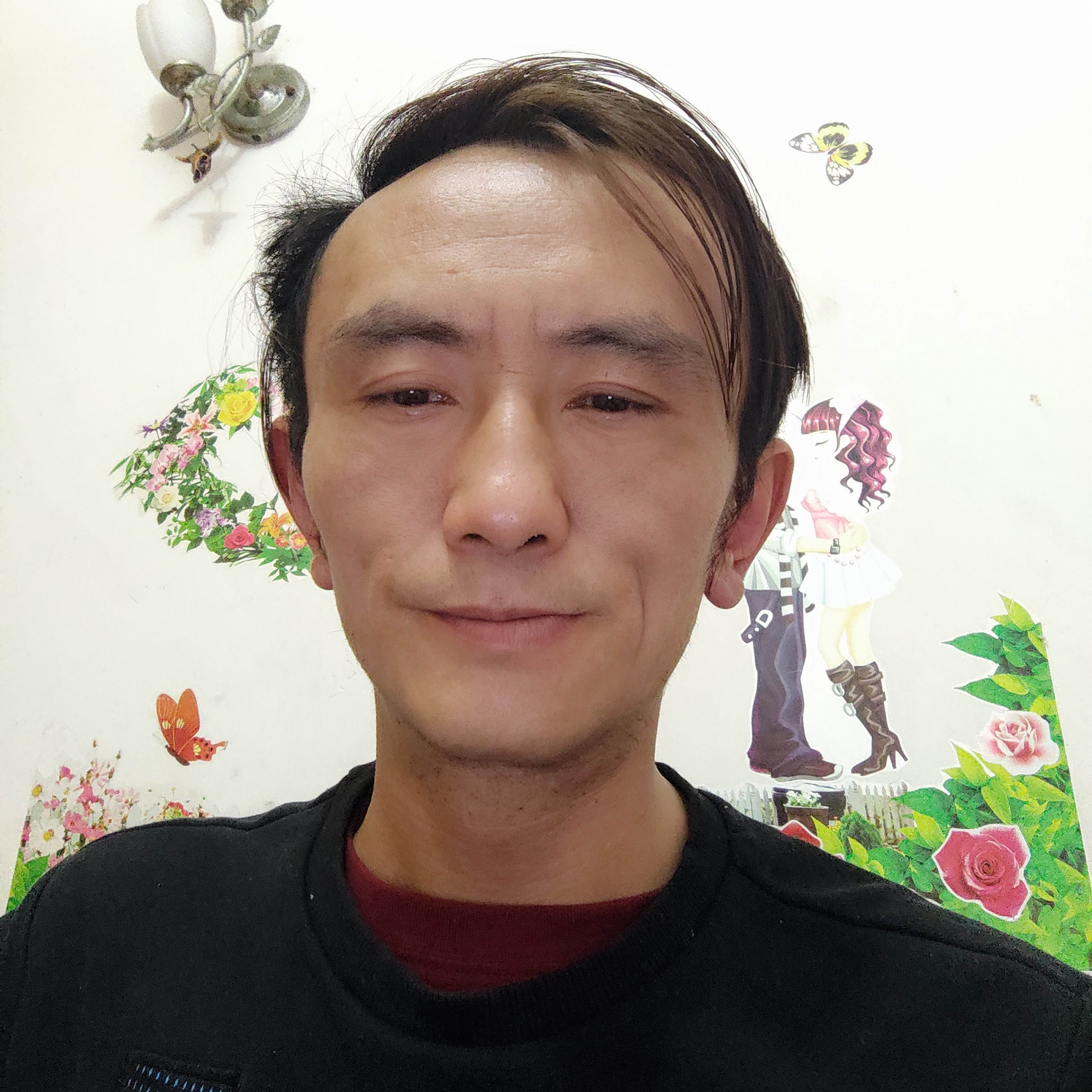 怕孤单漫步店员的照片