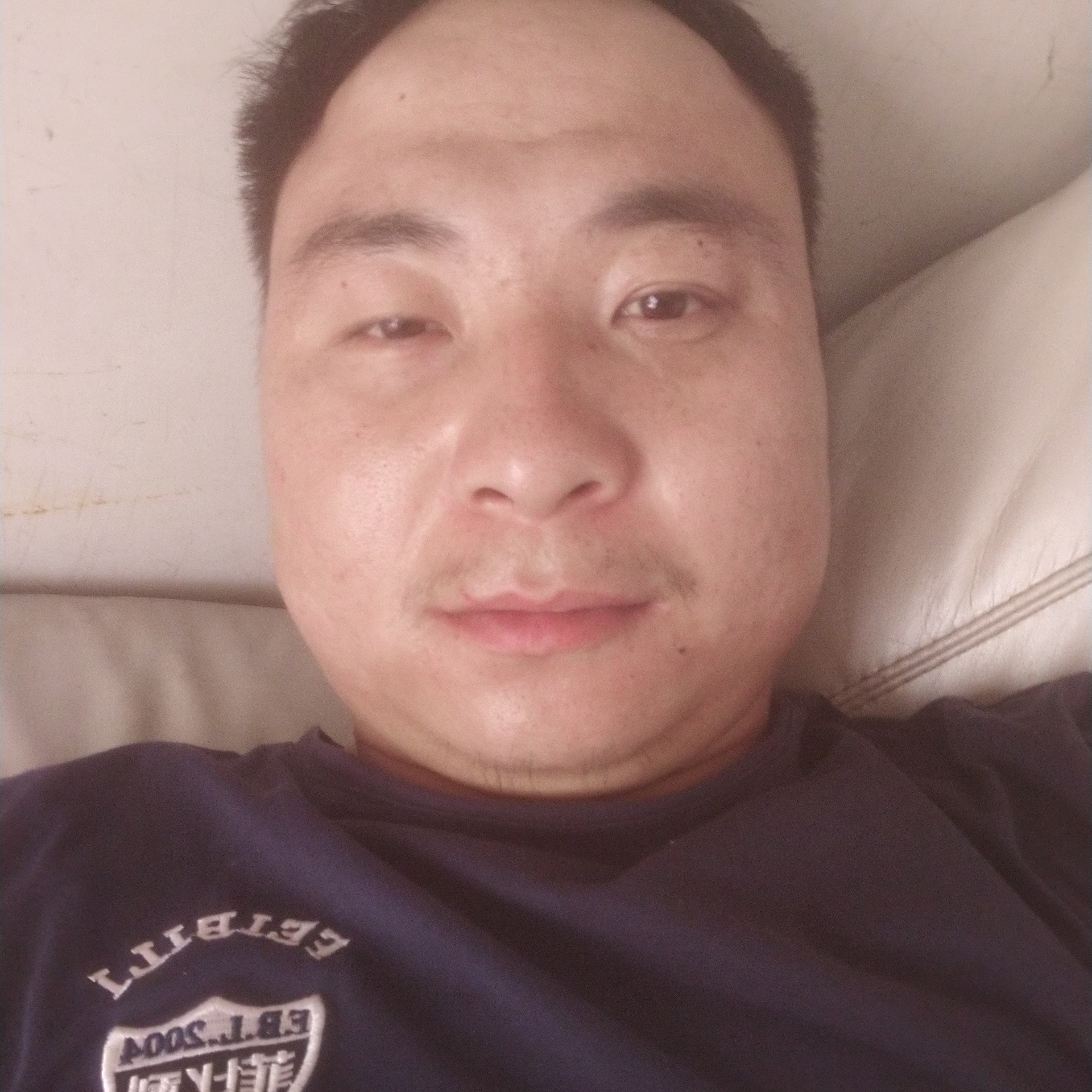 睫毛膏回眸大力的照片