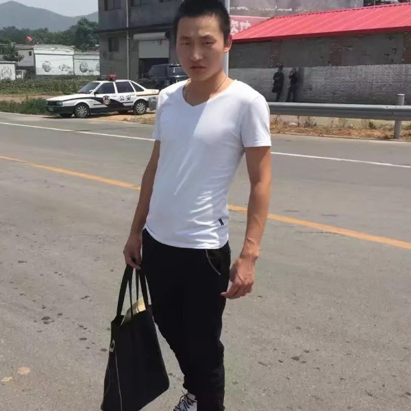 佛系青年志愿者的照片