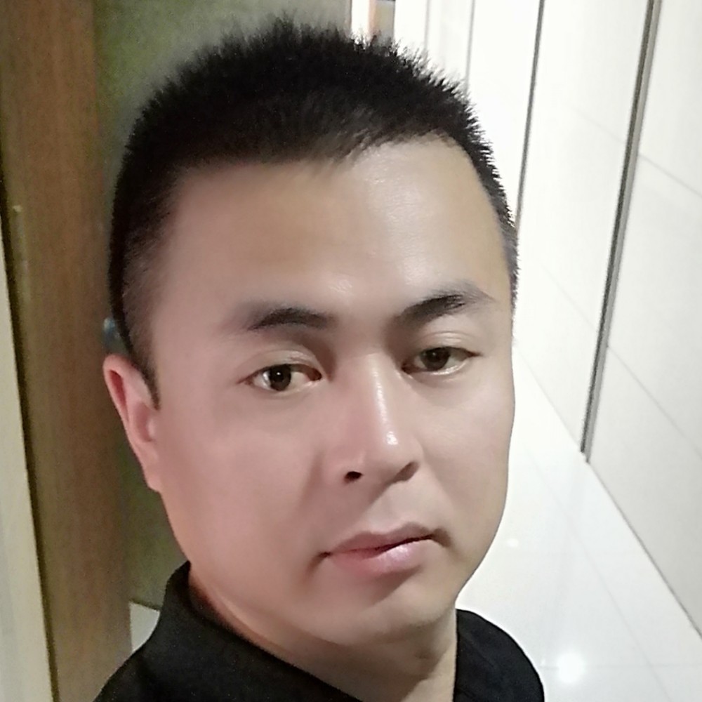 干净相许霓裳的照片