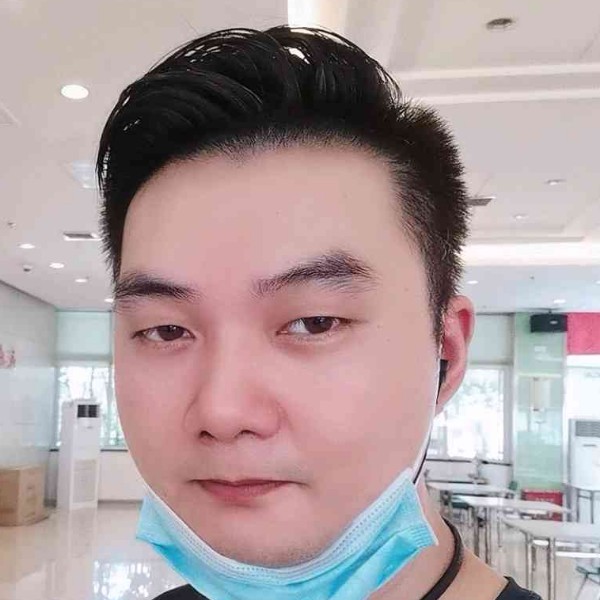 迟到凝眸的照片