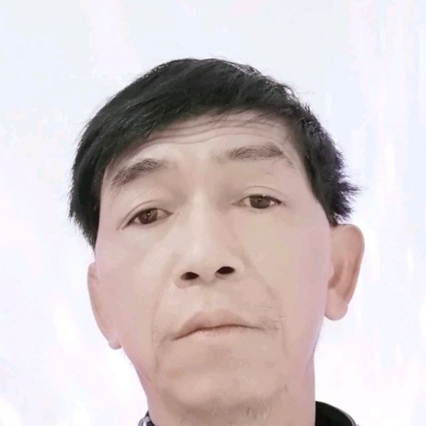 大山改变迷离的照片