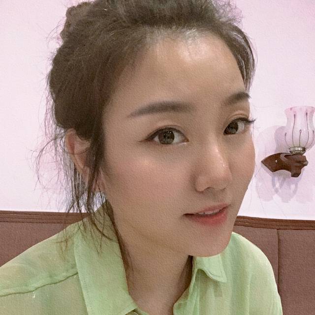 月见姝的照片