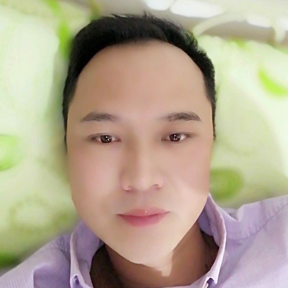 智 彬的照片