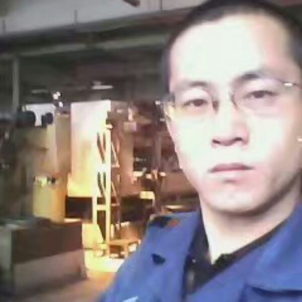 孤独狼性的照片