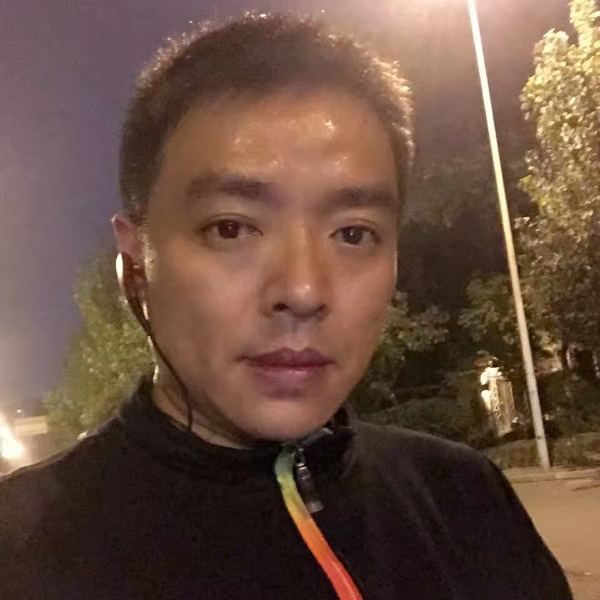 初雨愿烂漫的照片