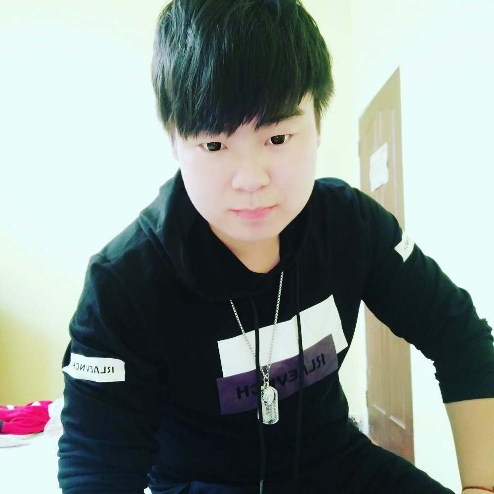 网络缠绵的哈的照片