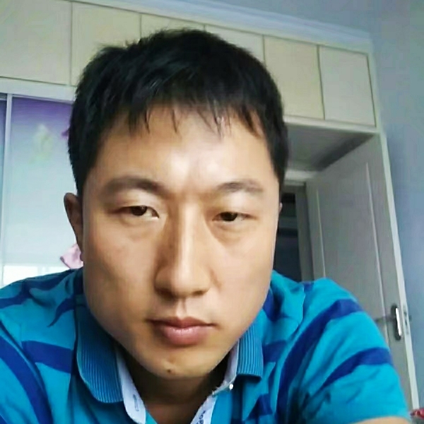 初妆说怕黑的照片