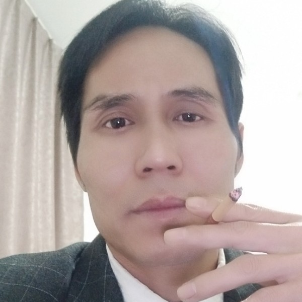 孤心笑完美的照片