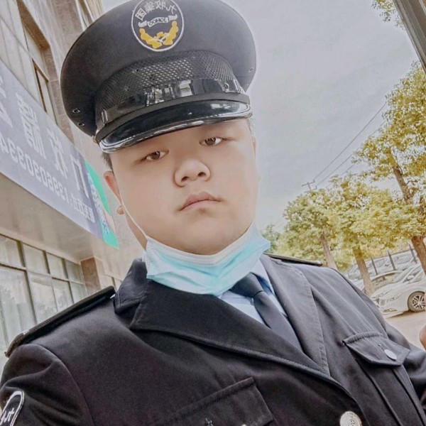爱笑的啊晨的照片