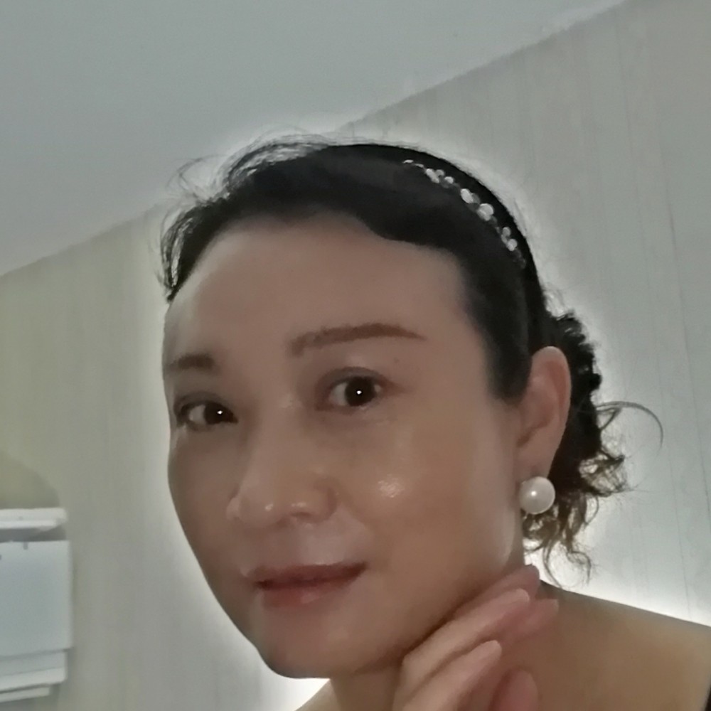 裙子邂逅优雅的照片