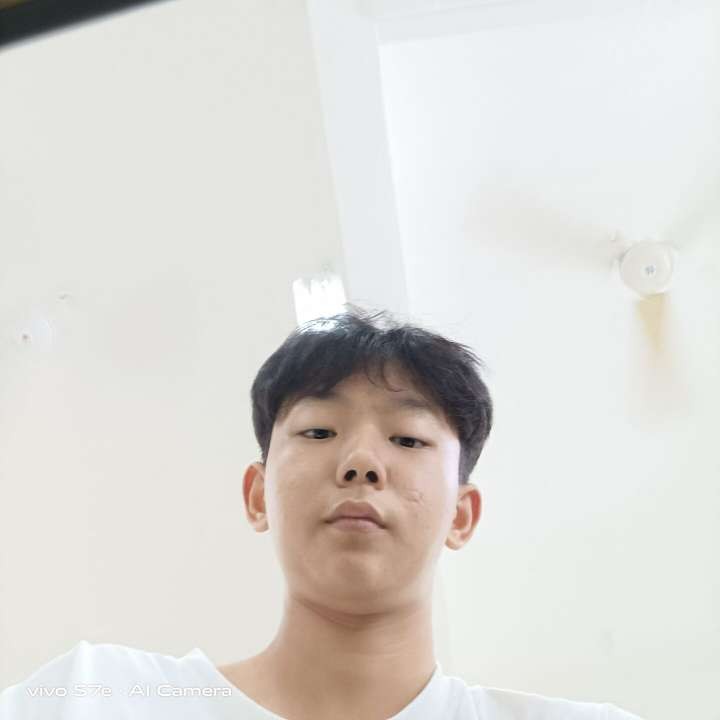 笨笨漫步蘩藜的照片