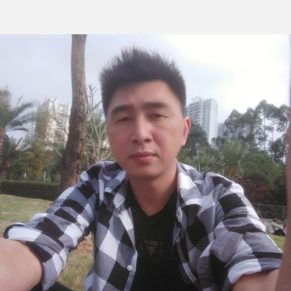小明哥哥的哥哥的照片