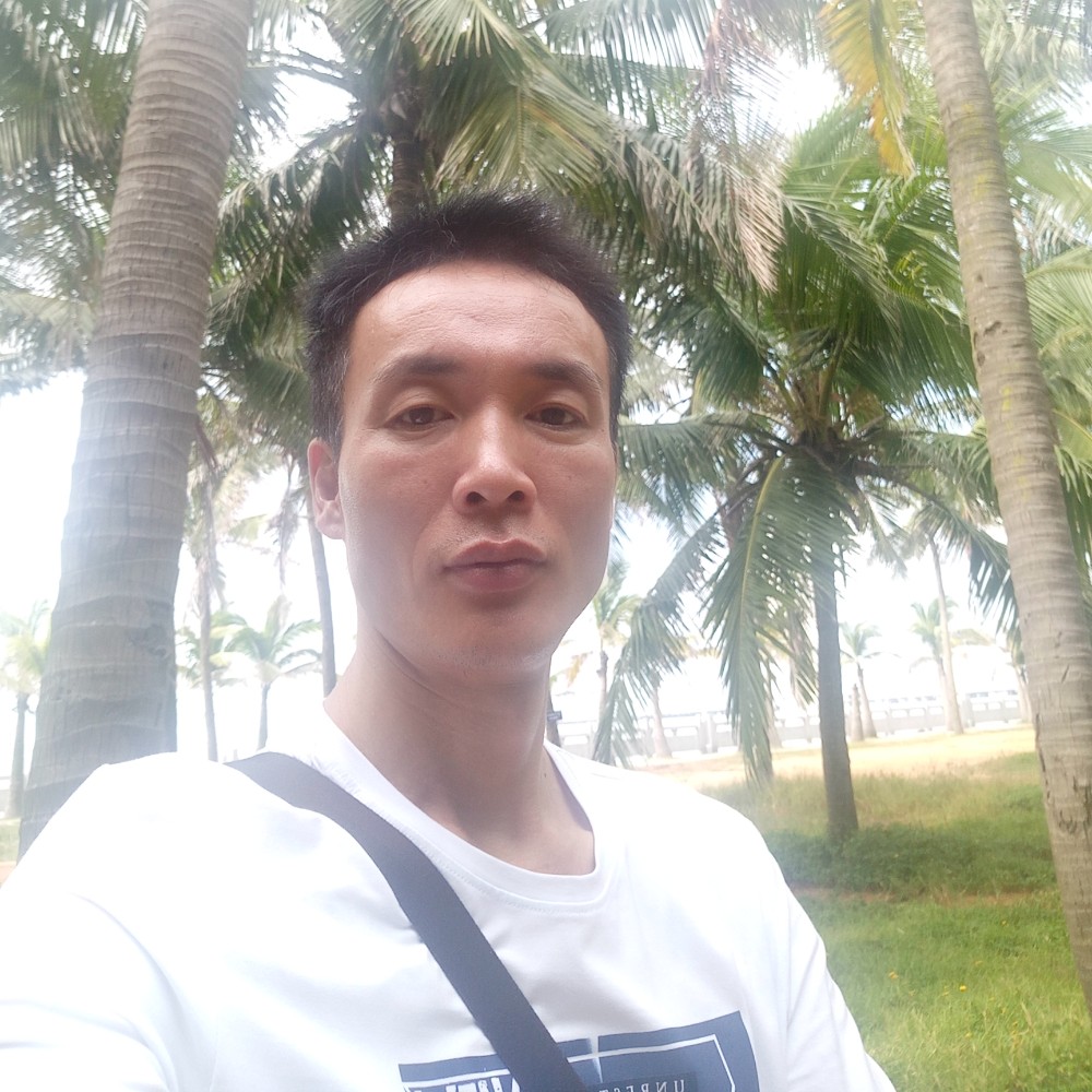 淡然与青衫的照片