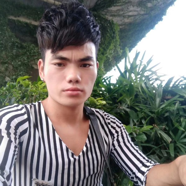 犹豫多么冷月的照片