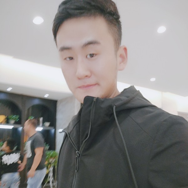 W,  tO的照片