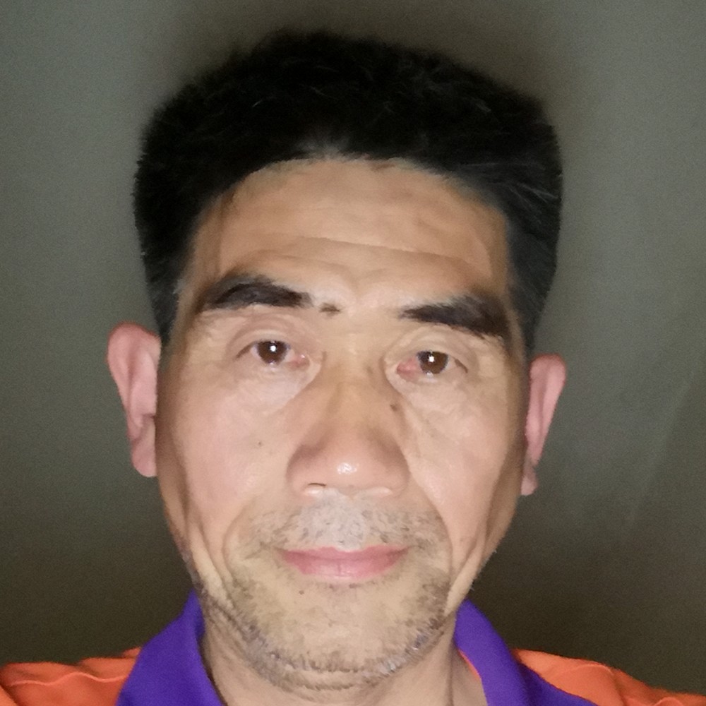 轻松和青衫的照片