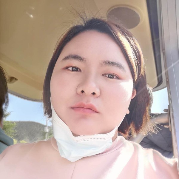 蓝凌。。的照片