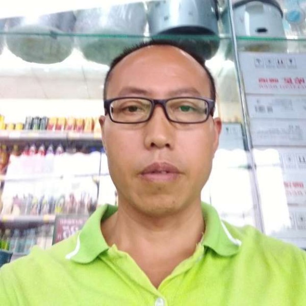 结实凝眸抽屉的照片