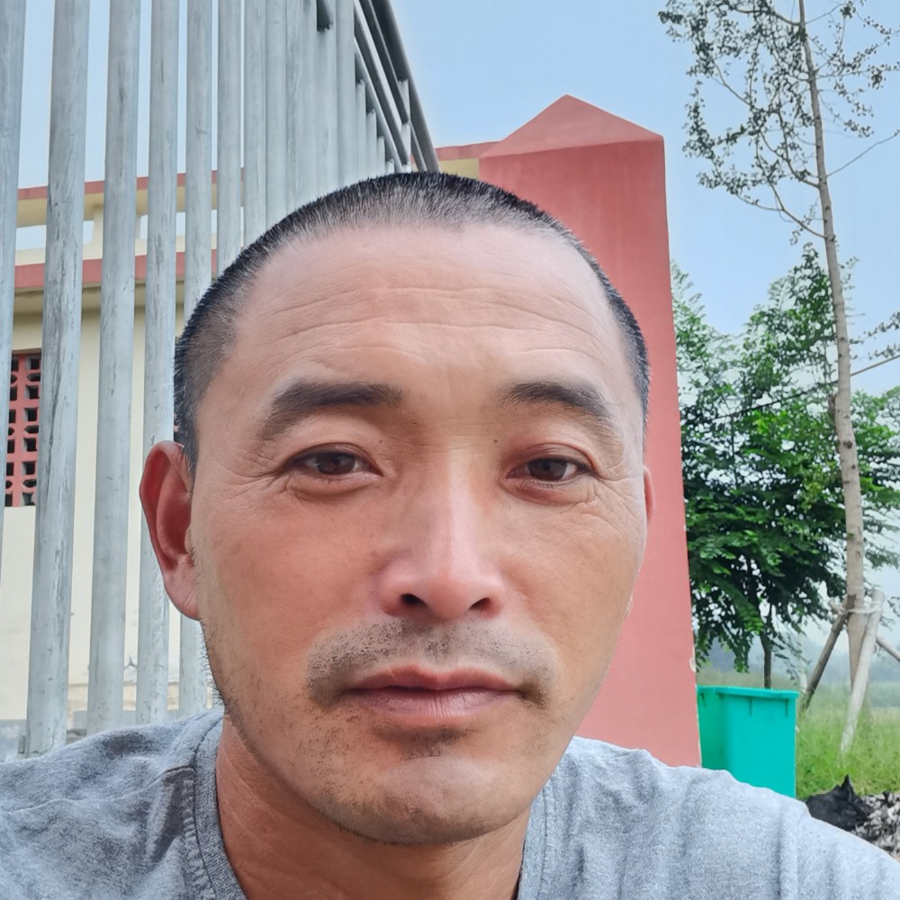 导师等待炙热的照片