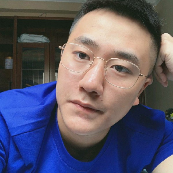 陈浩依的照片