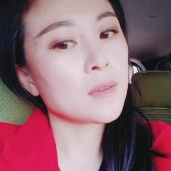 香烟爱恋粗犷的照片