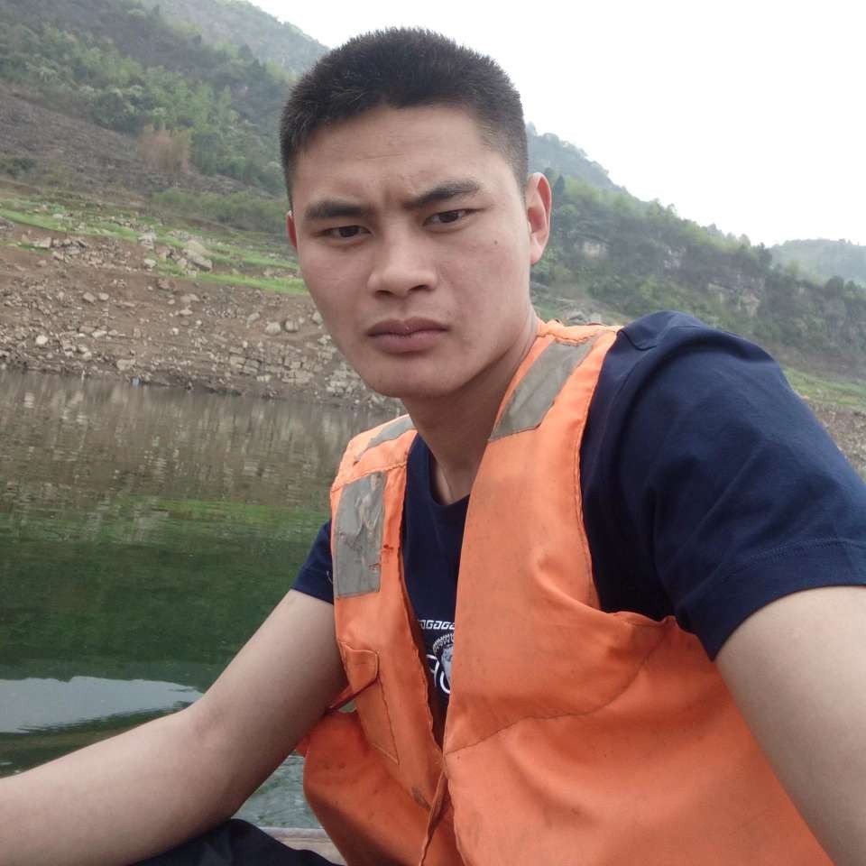 唯一的笑忘忧的照片