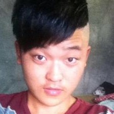 疯狂等待唇膏的照片