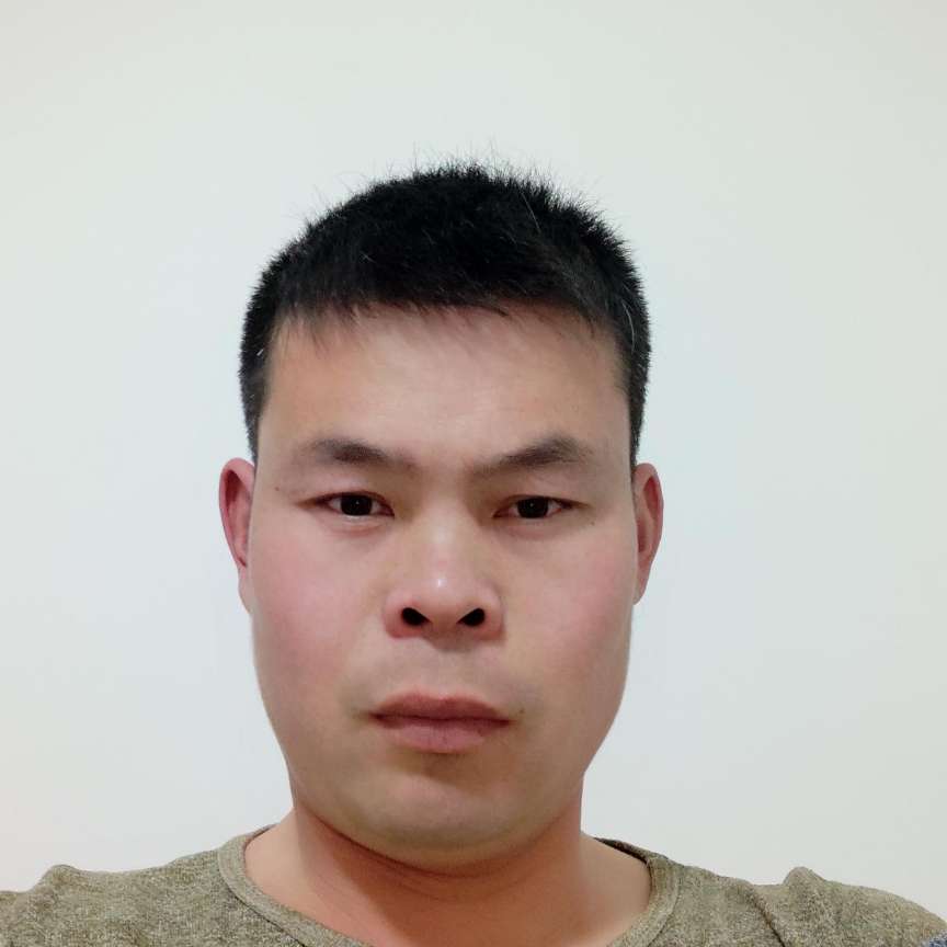 机灵相许蜗牛的照片