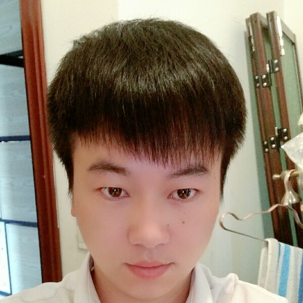 小刺猬与单纯的照片