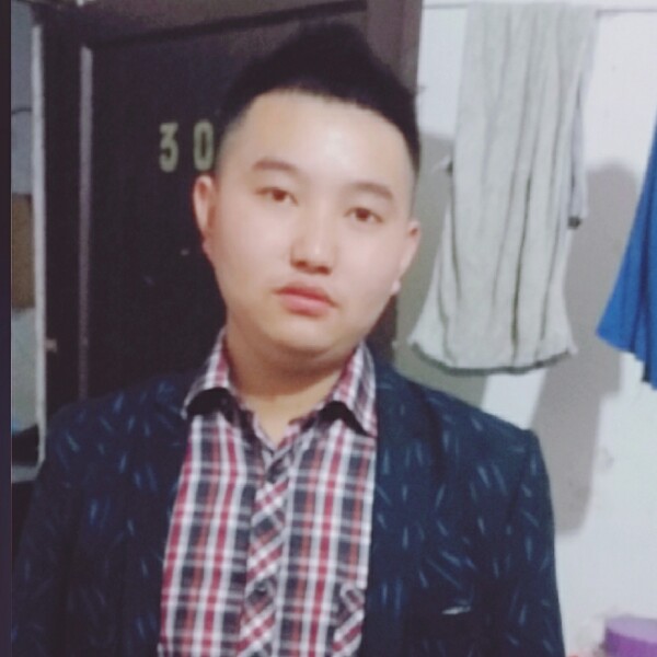故意森槿的照片