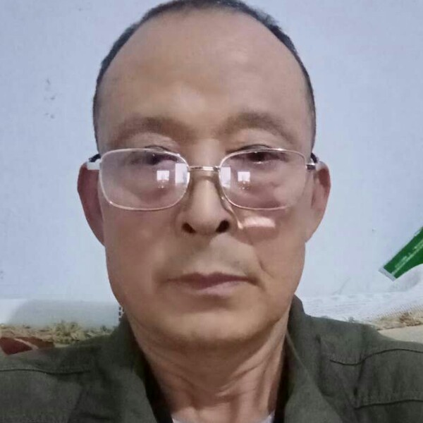 怕孤单霓裳的照片