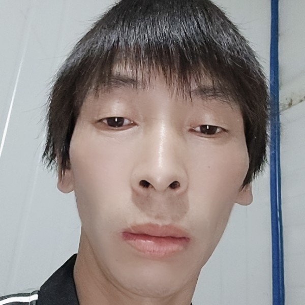 浮波向灵巧的照片