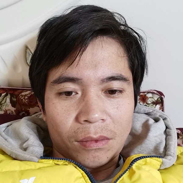 勤劳与蓝天的照片