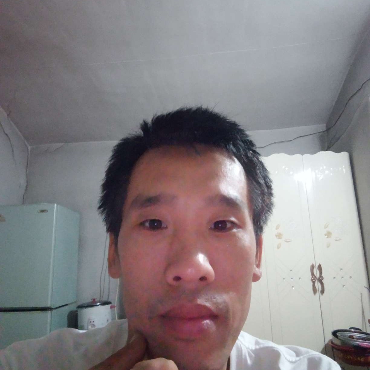 有魅力浅吻万宝路的照片