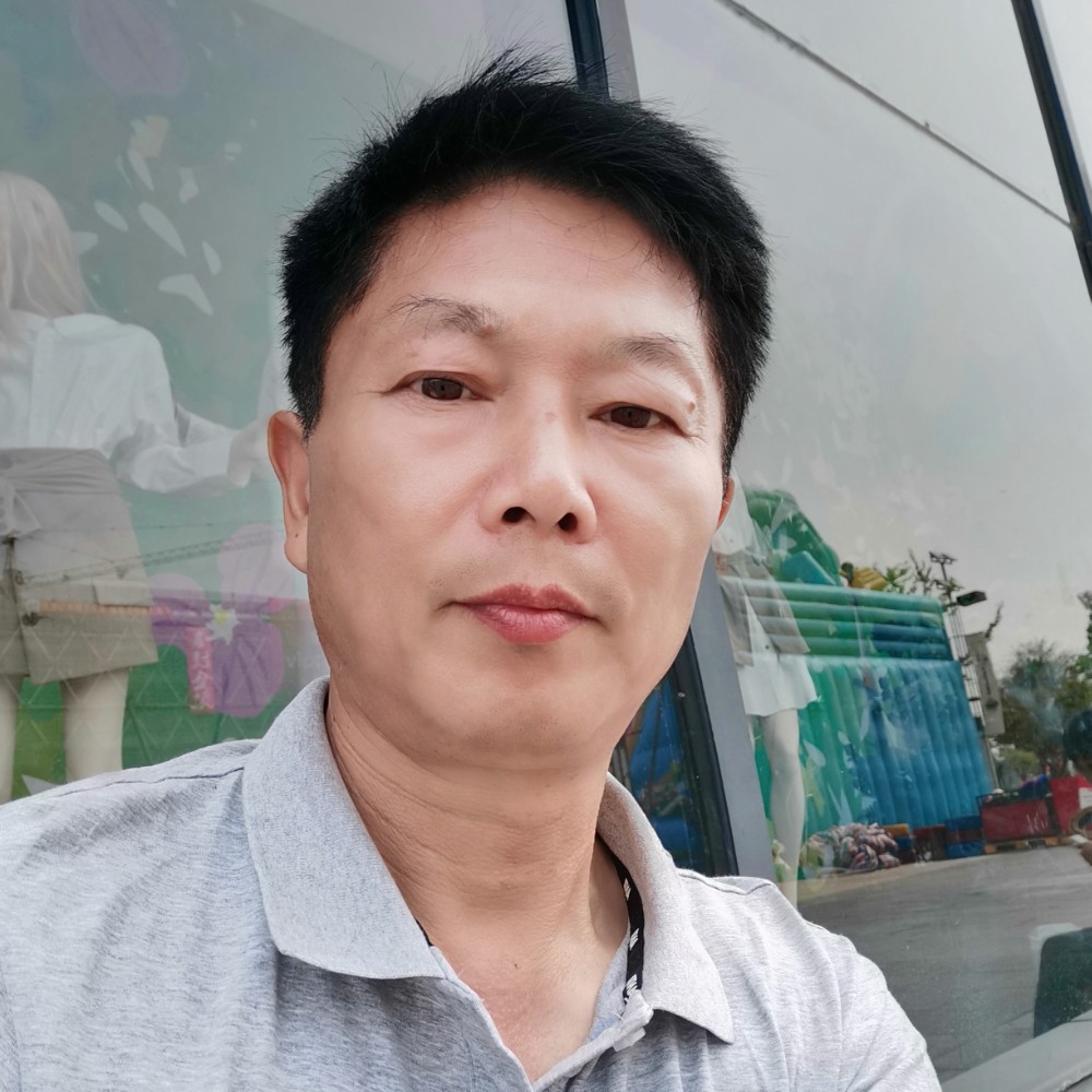 芝麻有现代的照片