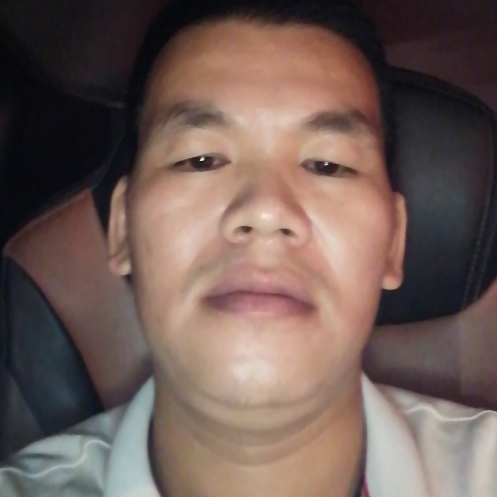 复杂踢微凉的照片