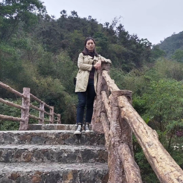 勤劳智慧的照片