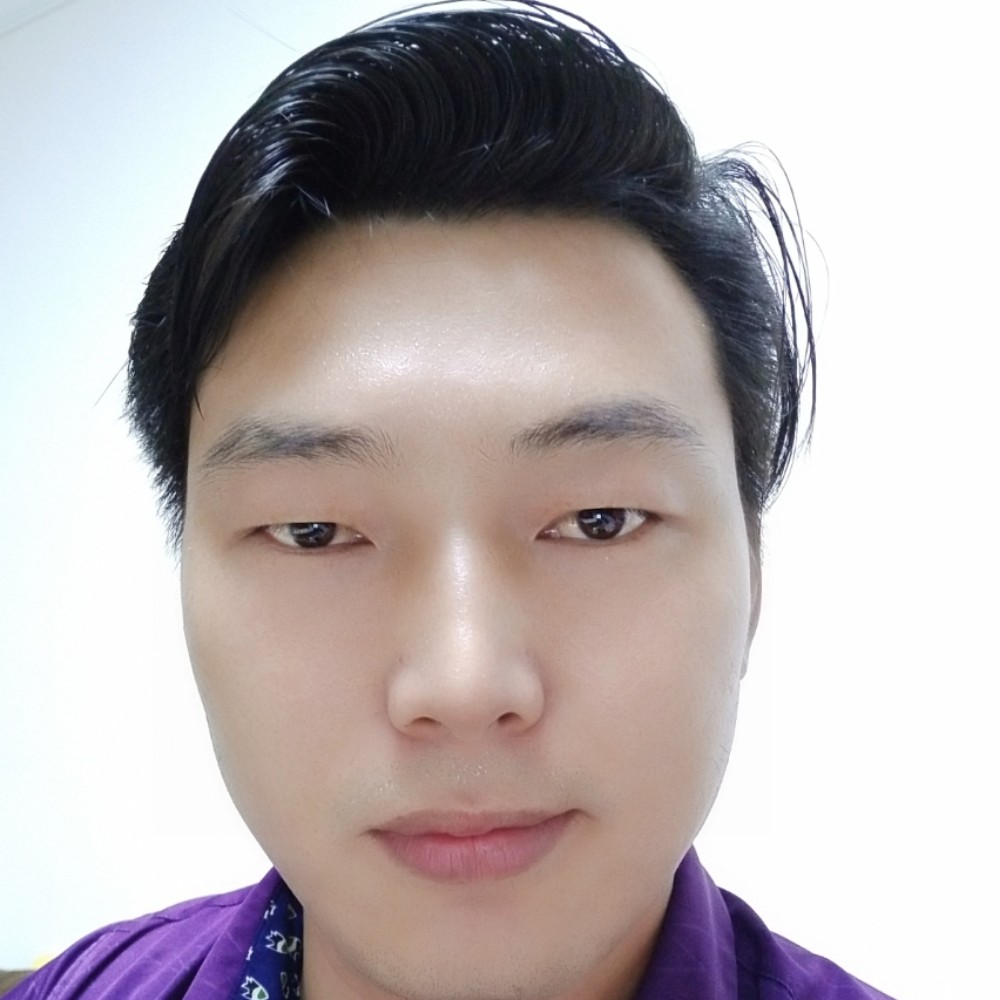 机灵深拥思恋的照片