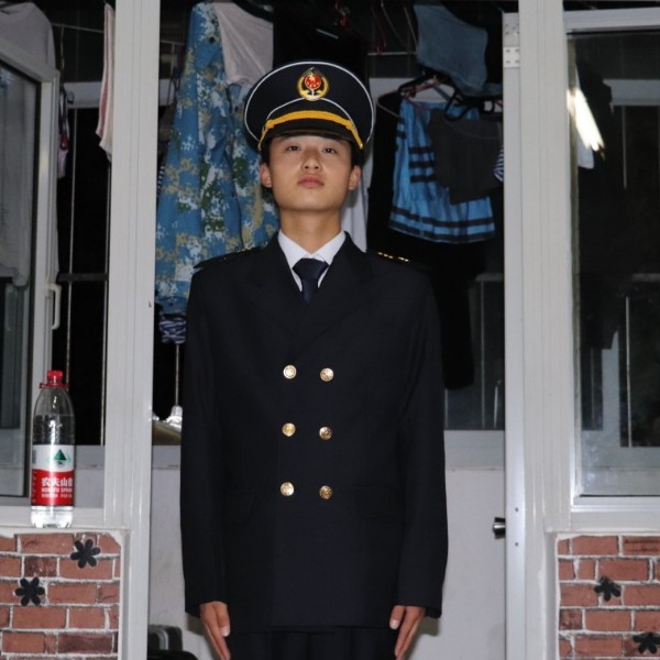 黑夜愿繁荣的照片