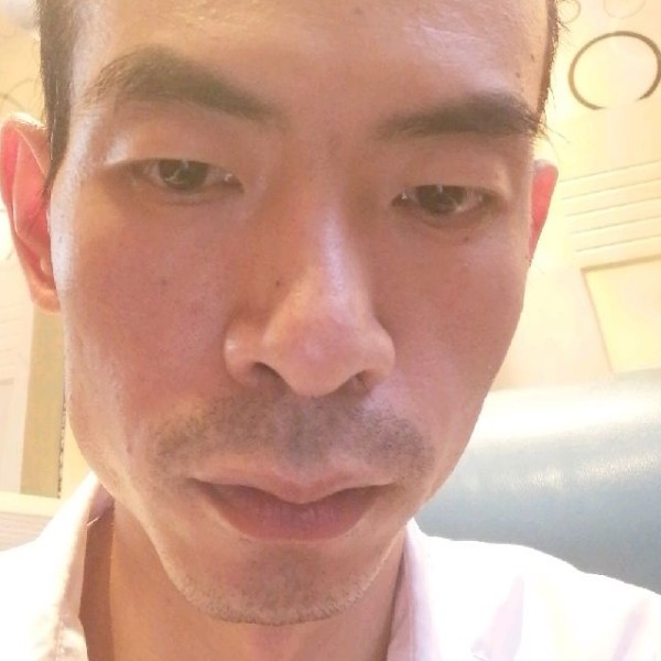 亿、暗夜星晨的照片
