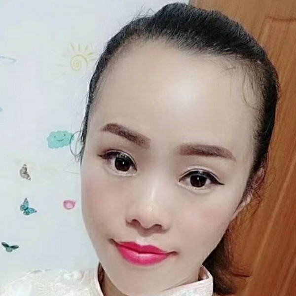 犹豫打手套的照片