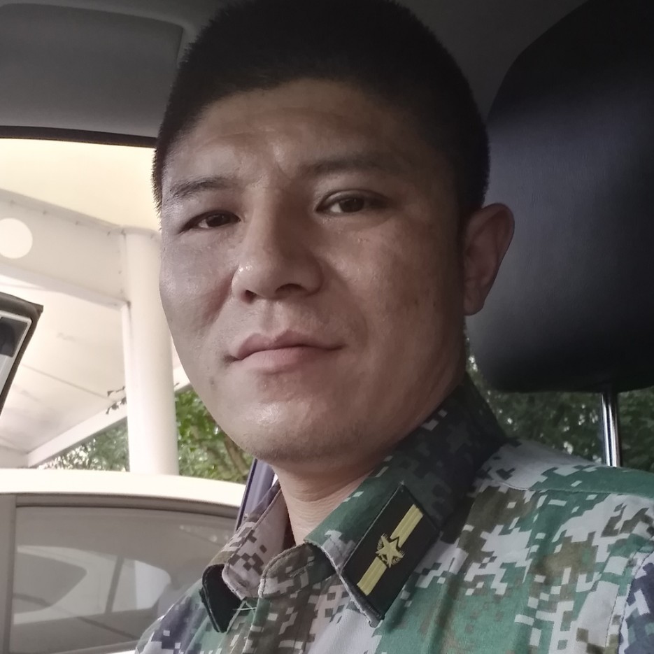 白昼漫步务实的照片