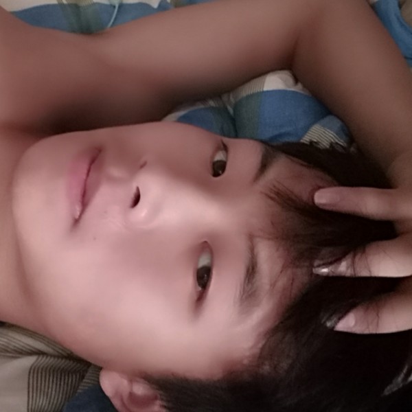 自然打啤酒的照片