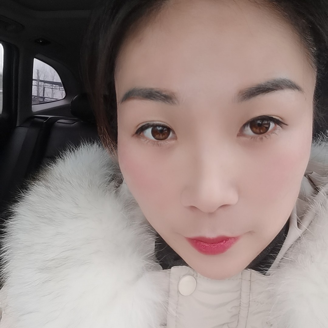 红色小象1的照片