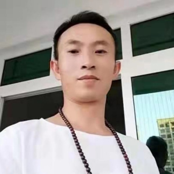 罗国银的照片